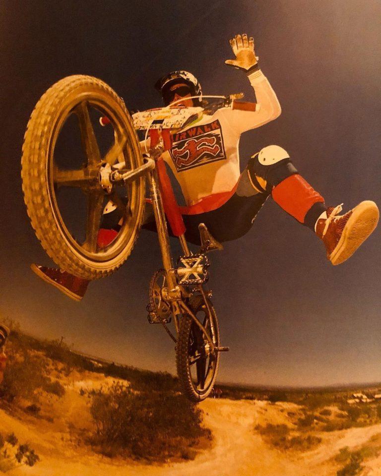 Look, ma, no hands Look, ma, no hands