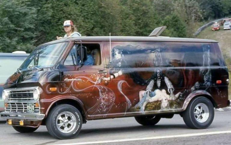 Killer Van Murals