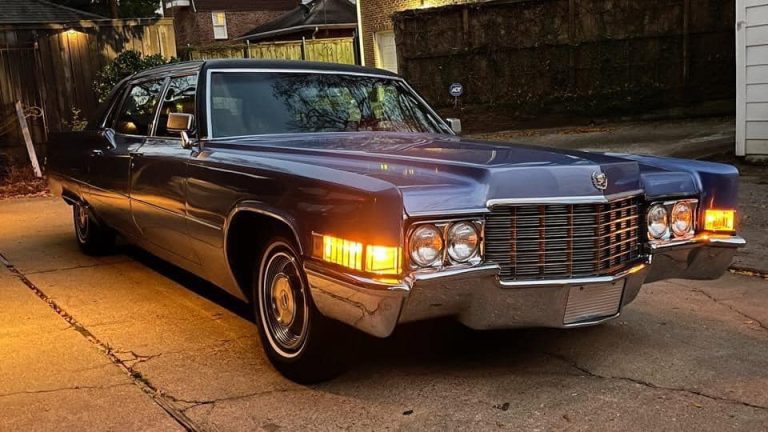 1969 Cadillac Fleetwood Series 75